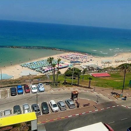 612 Apartment On The Beach Bat Yam Exterior foto